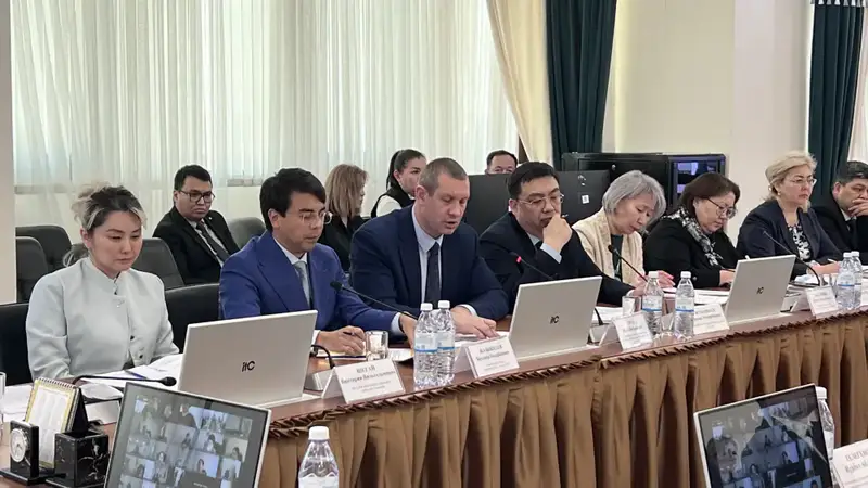 В МТСЗН обсудили актуальные вопросы работы Портала социальных услуг «Aleumet» (2)