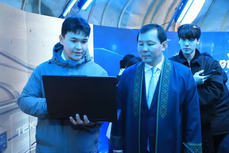 На Наурыз актюбинцы смогли посетить юрту с VR-экскурсиями и интерактивными технологиями (2)