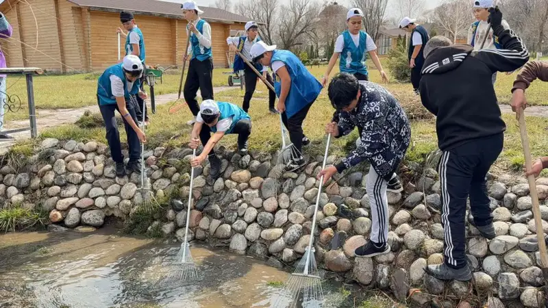 Юные казахстанцы принимают участие в республиканской акции «Мөлдір бұлақ» (5)