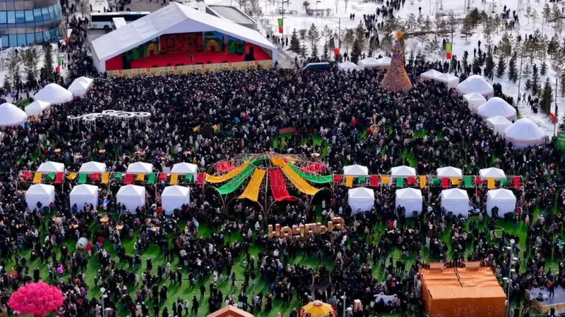 Празднование Наурыза в Астане продолжается (7)