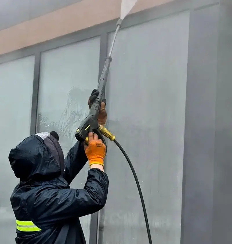 Генеральная уборка проводится в Астане (7)