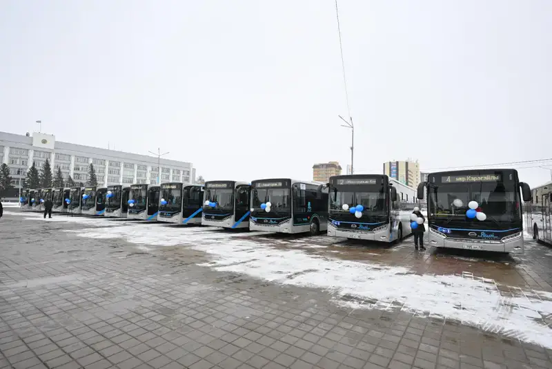 Парк общественного транспорта города Семей пополнился 32 современными автобусами (6)
