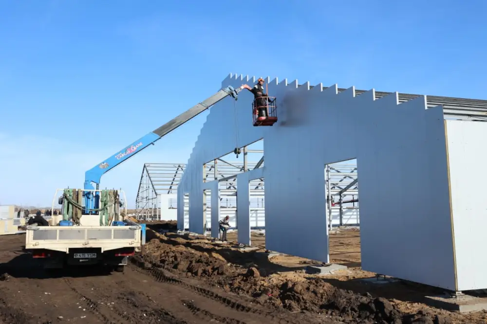 Айдарбек Сапаров ознакомился с ходом реализации инвестпроектов АПК в Костанайской области (4)