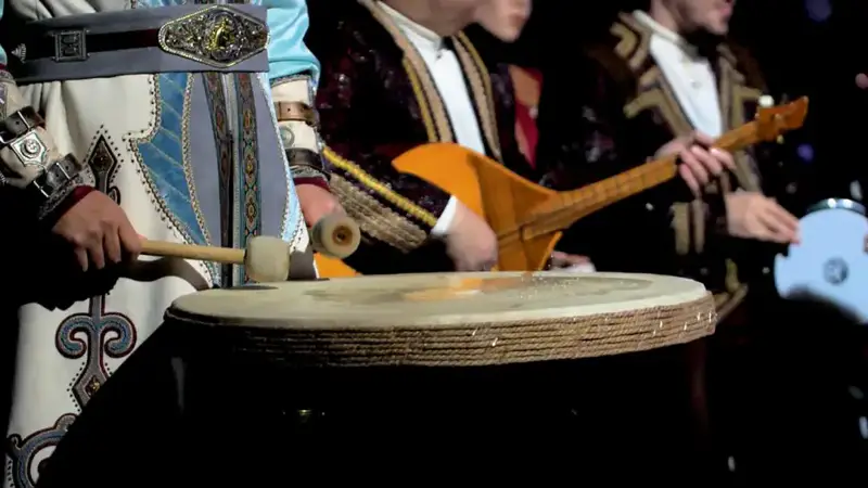 Кюй «Шернияз» и песня «Наурыз» прозвучали в исполнении 5 тысяч музыкантов в Астане (6)