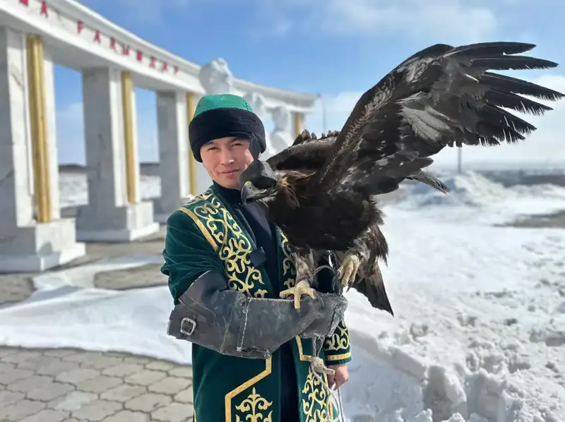 Спасатели возрождают традиции: разводят тазы и беркутов (2)