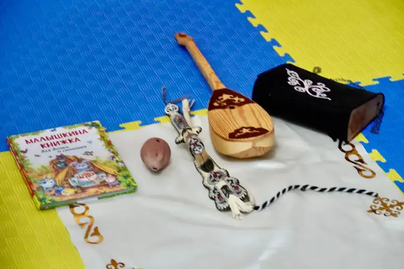 В Астане для детей с особыми потребностями провели обряд тұсаукесер (4)