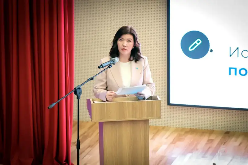 В Астане проходит республиканский методический интенсив для сельских учителей (9)