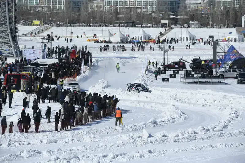 Традиционная ледовая гонка прошла на реке Есиль в Астане (5)