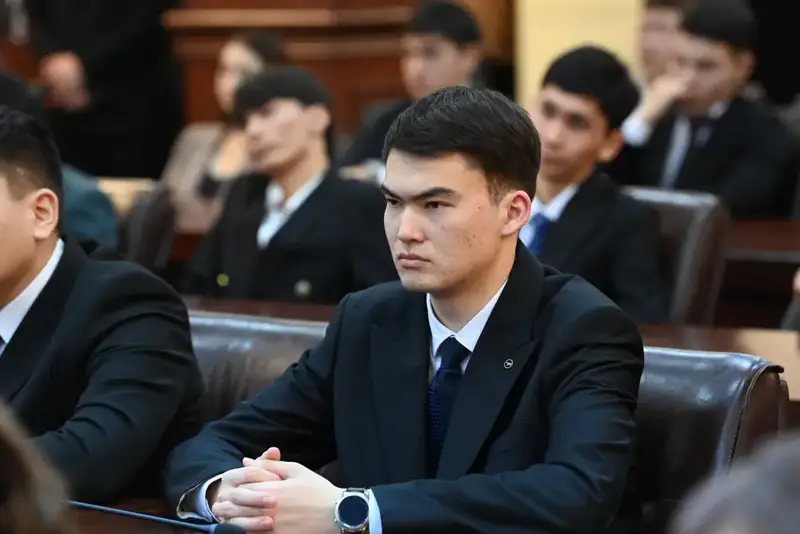 Обсуждены вопросы реализации принципа «Закон и порядок» на региональном уровне (10)