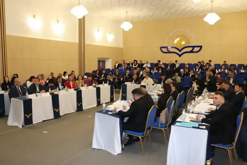 ПОДГОТОВКА КАДРОВ ДЛЯ АВИАЦИИ: В АЛМАТЫ ПРЕДСТАВИЛИ ОТРАСЛЕВОЙ АТЛАС ПРОФЕССИЙ (8)