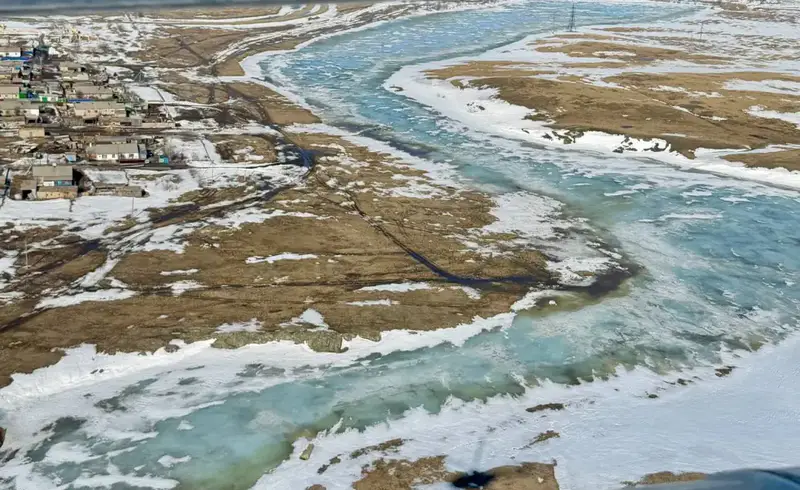 Аким области проверил паводковую обстановку с воздуха (2)