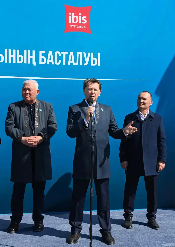 Заложена капсула строительства гостиницы IBIS в Кызылорде (6)