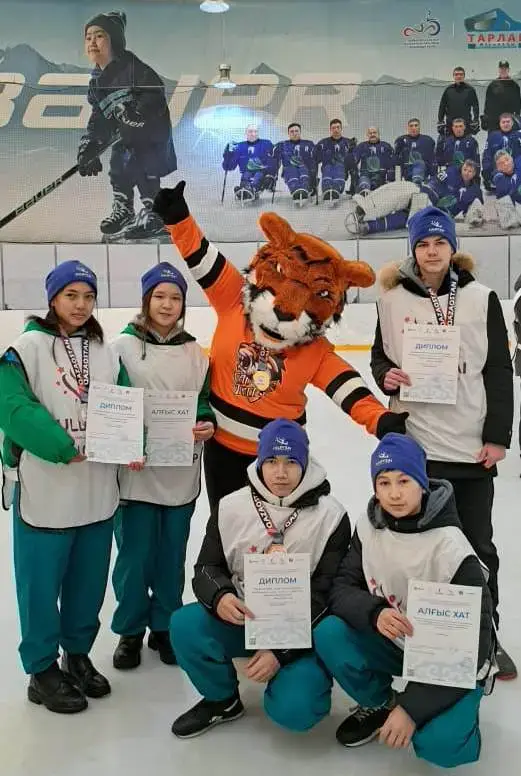 Юные спортсмены из Карагандинской области завоевали 13 медалей на зимних инклюзивных играх «Жұлдызай» (2)