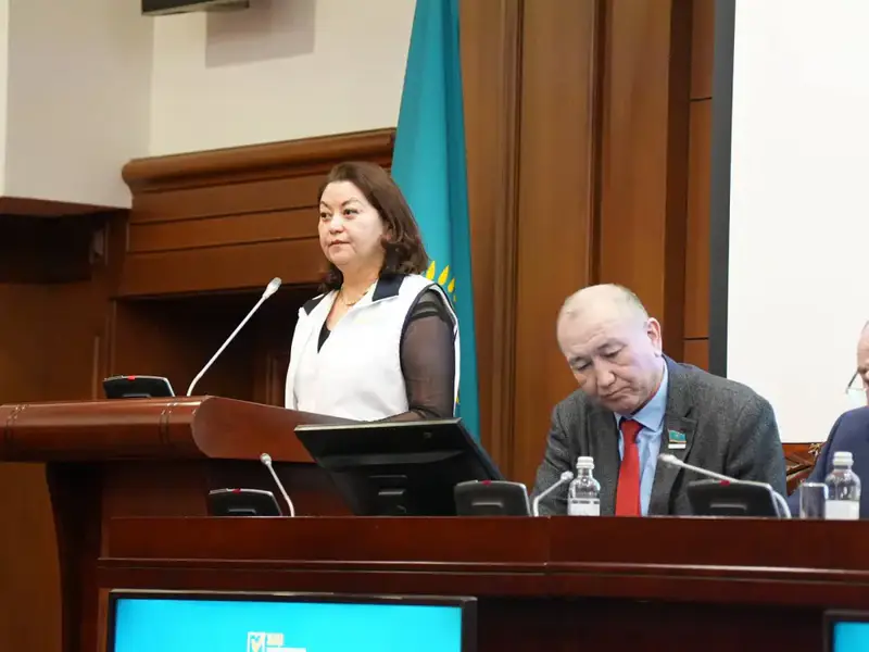 В Министерстве экологии состоялась встреча с членами Общенациональной коалиции по разъяснению проекта новой Конституции (5)