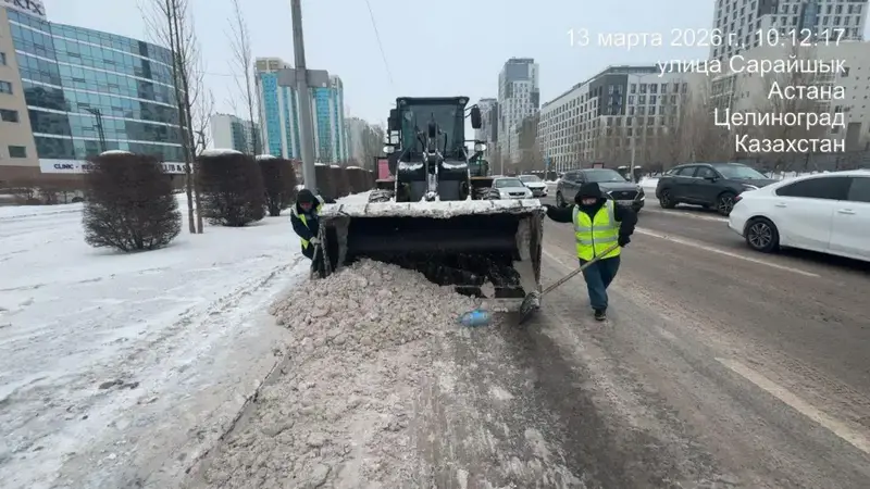 Более 1 800 единиц спецтехники задействовано в снегоуборочных работах в Астане (2)