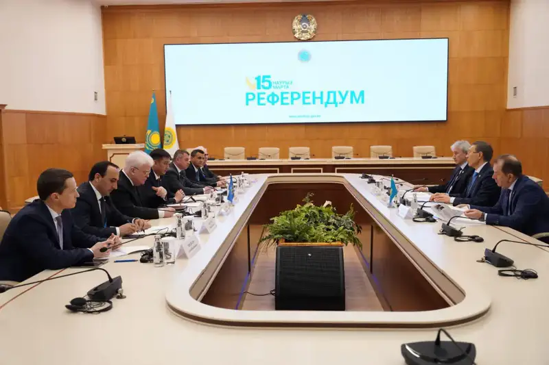 Международные миссии наблюдения активно следят за ходом подготовки к республиканскому референдуму (2)