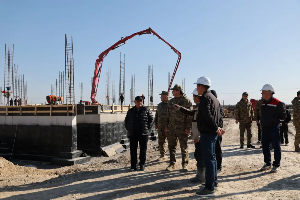 В Алматы и Туркестане строятся новые объекты военной инфраструктуры Национальной гвардии (2)