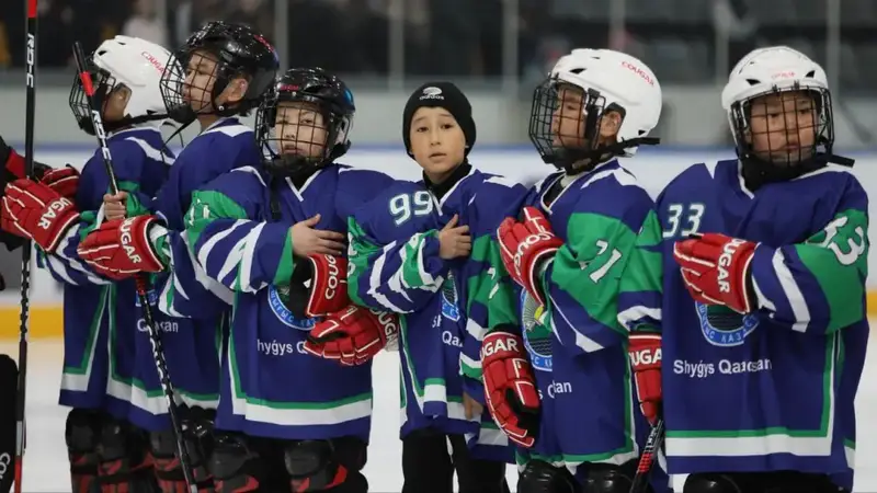 В ВКО стартовал турнир по хоккею среди детей и подростков (3)