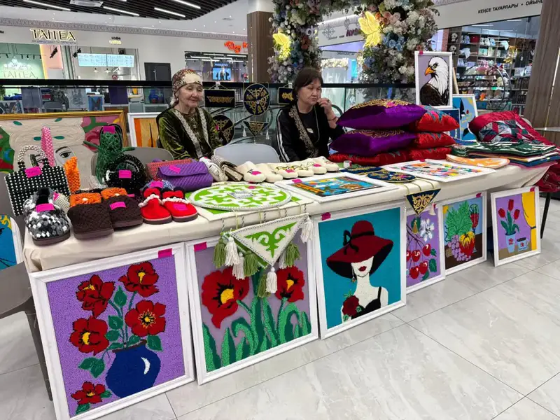 Выставка ремесленниц Центра активного долголетия провели в Астане в честь Наурыза (7)