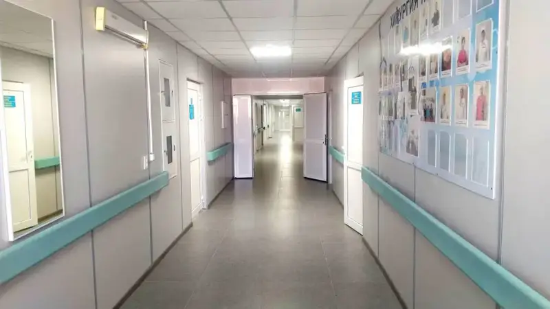 В Курчумском районе капитально отремонтировали районную больницу (2)