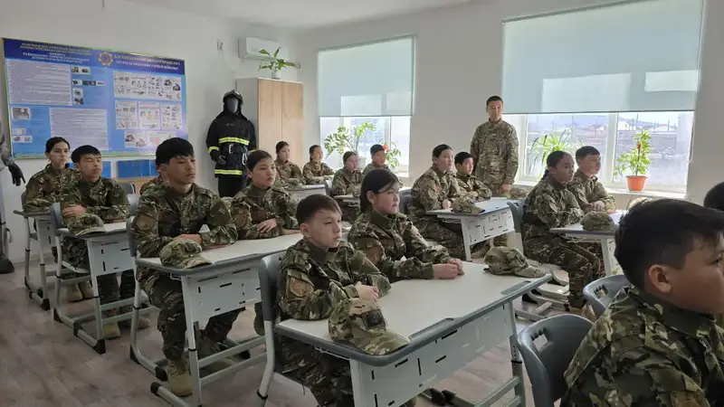 Более 50 классов «Юный спасатель» открыто в школах Казахстана (5)