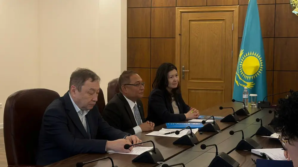 ГЛАВА ЮНИСЕФ ОТМЕТИЛ ЛИДЕРСТВО КАЗАХСТАНА В ДЕТСКОМ ЗДРАВООХРАНЕНИИ СРЕДИ СТРАН ЦА (2)