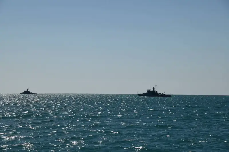 Военно-морские силы Казахстана отработали задачи в Каспийском море (4)