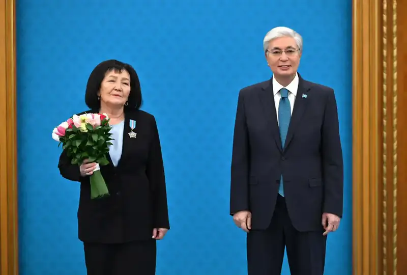 Научный сотрудник награждён орденом «Құрмет» (2)