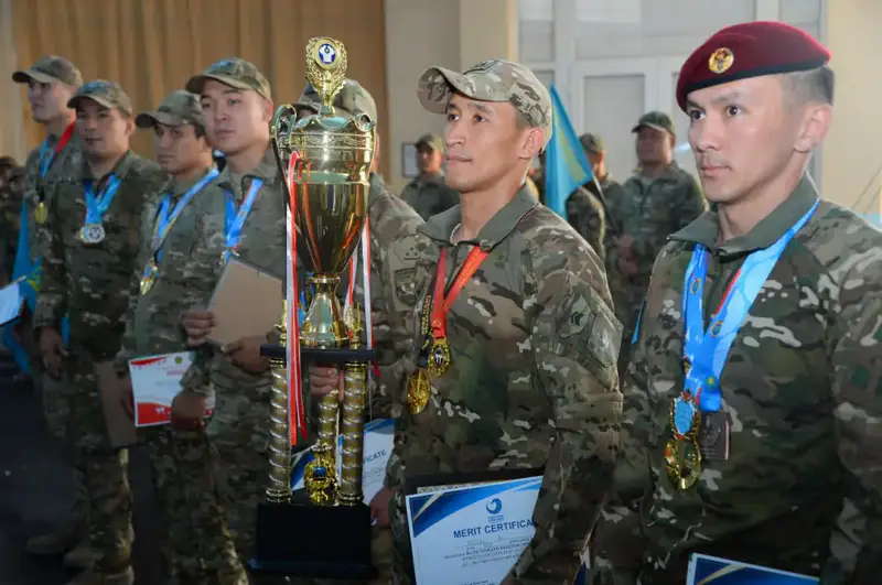 С начала года армейские спортсмены завоевали свыше ста медалей международного уровня (8)