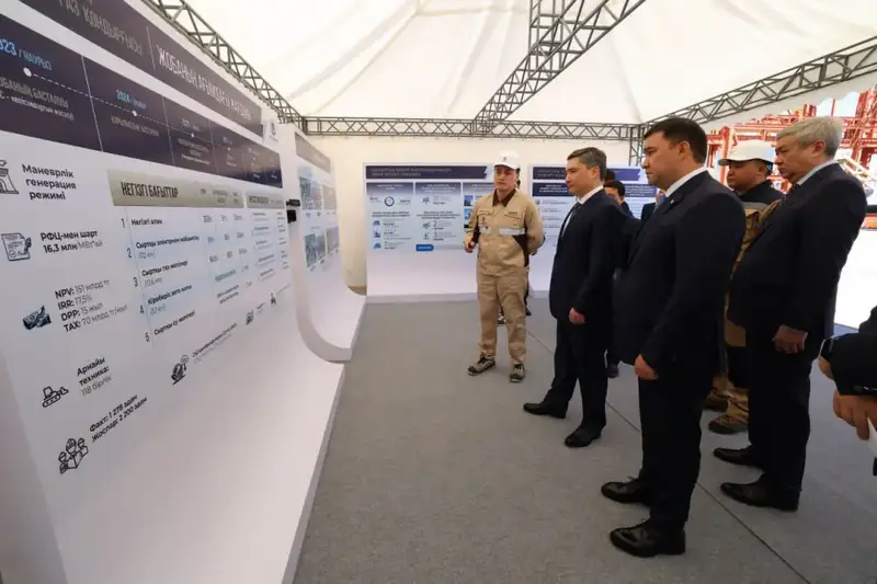 Олжас Бектенов проверил реализацию поручений Президента по строительству электростанции в Туркестанской области (2)