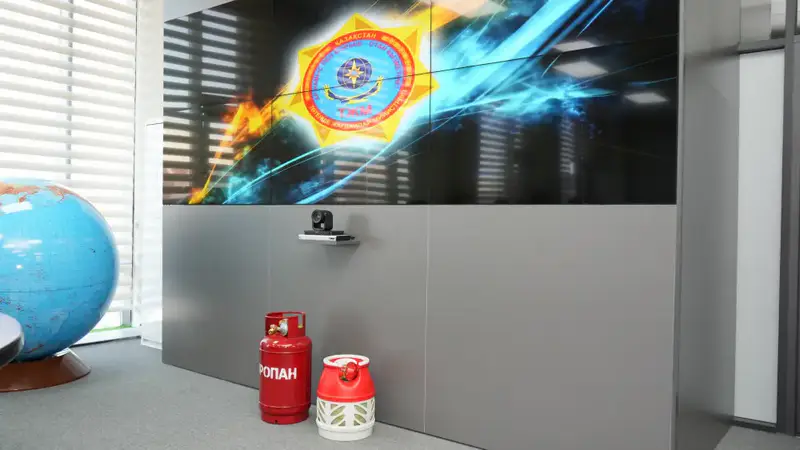 В МЧС Казахстана обсудили меры по повышению безопасности эксплуатации газовых баллонов (8)