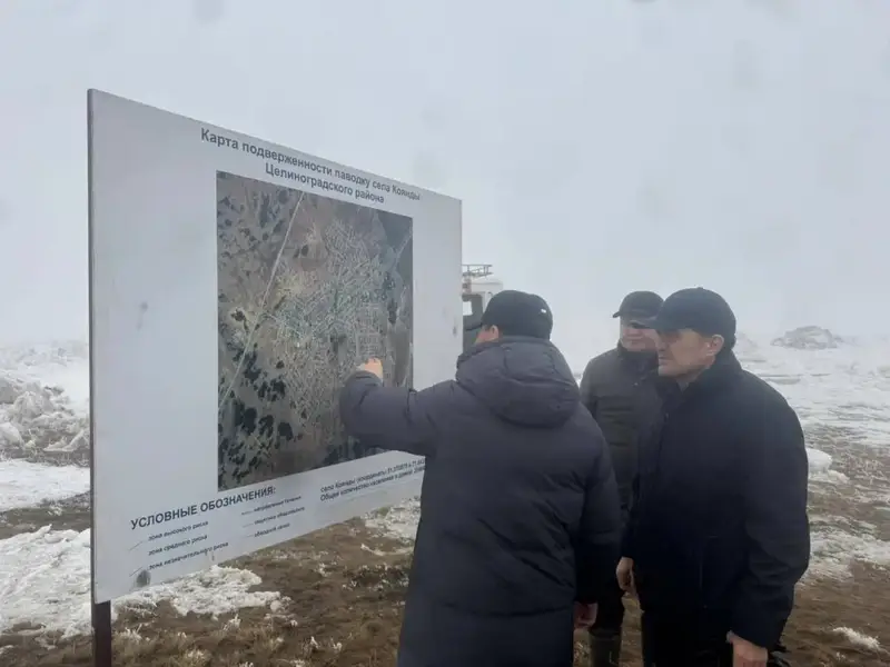 В Акмолинской области усилены противопаводковые меры: вывоз снега ведётся круглосуточно (7)