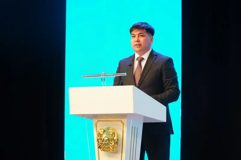 Педагогическая общественность Акмолинской области поддерживает новую Конституцию (4)