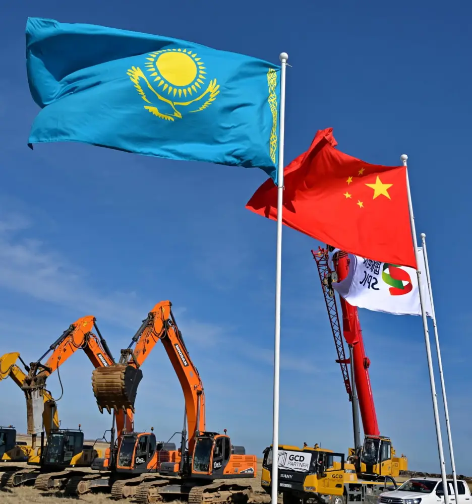 В Павлодарской области дан официальный старт реализации одного из крупнейших энергетических проектов Казахстана - строительства ветровой электростанции мощностью 1 ГВт с системой накопления энергии (6)