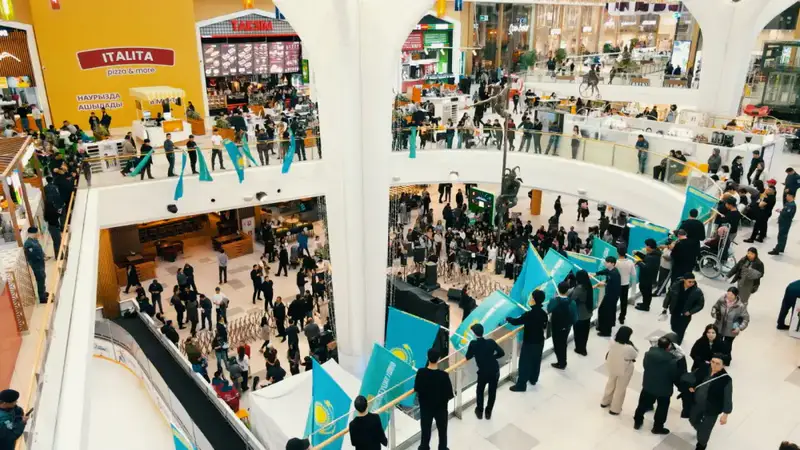 В Астане прошёл масштабный концерт в поддержку новой Конституции (6)