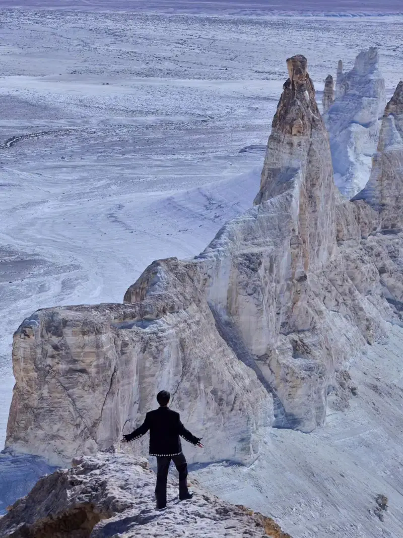 Димаш Кудайберген на Бозжыра