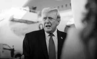 США приостанавливают удары по Ирану: Трамп объявил о 10-дневном перерыве