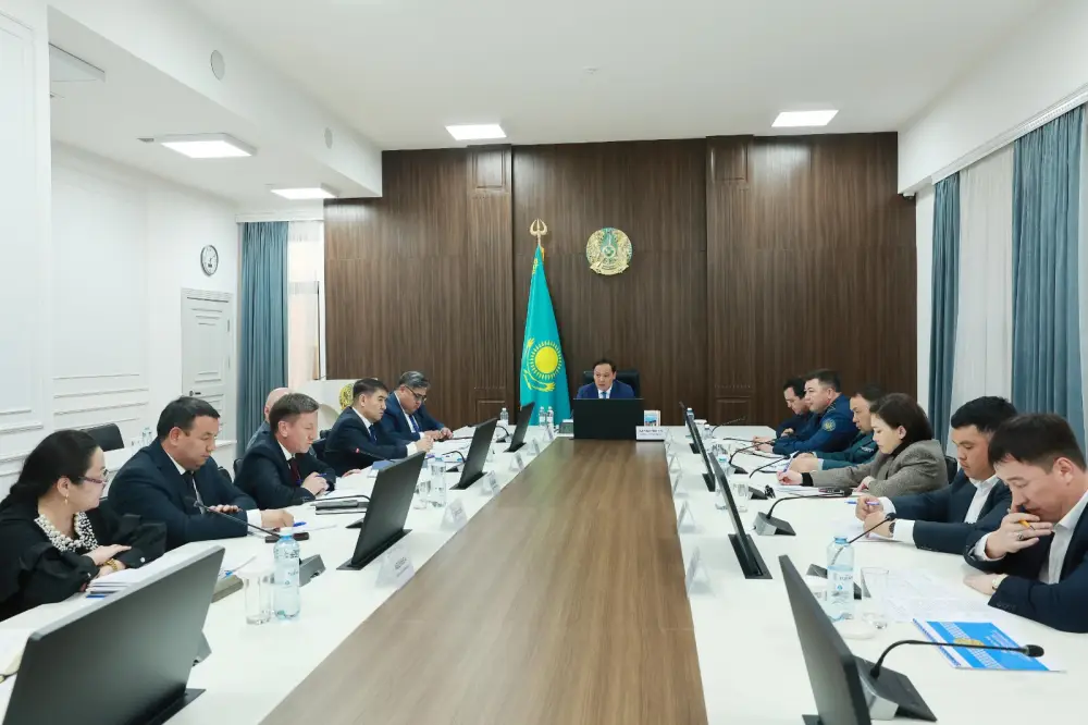 Ербол Карашукеев поручил усилить подготовку к паводковому периоду (7)