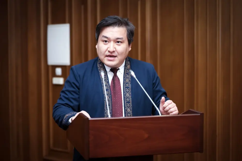 В Министерстве просвещения состоялось обсуждение новой Конституции (5)