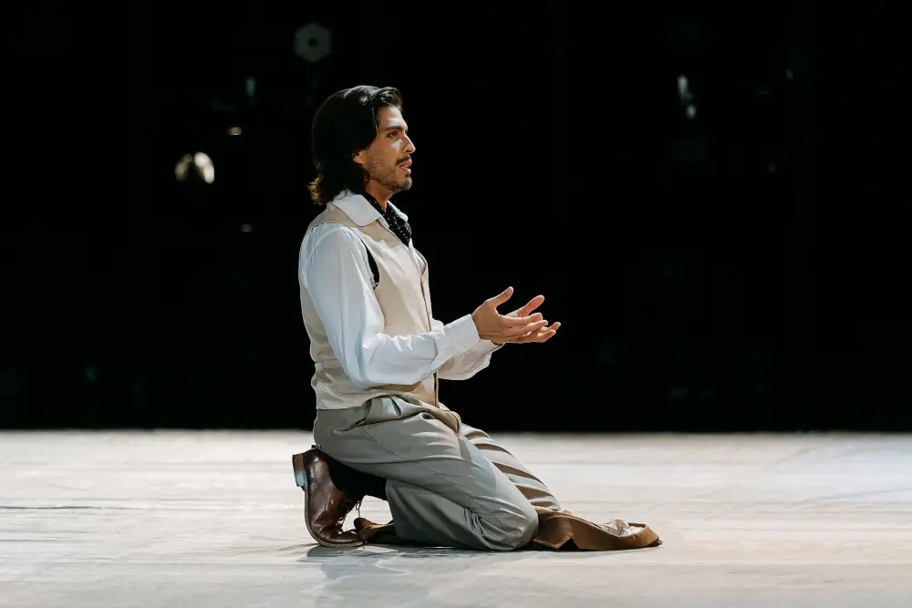 В «Астана Опера» состоялся показ «Травиаты» со звездным составом исполнителей (3)