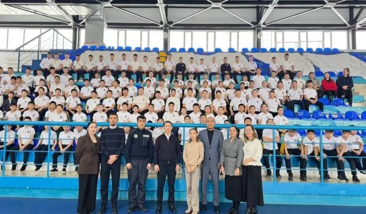 «Біз бірлесе әрекет еткенде ғана нәтижелі өзгеріске қол жеткізе аламыз! Тәрбиелі ұрпақ – жарқын болашақтың кепілі!» (4)