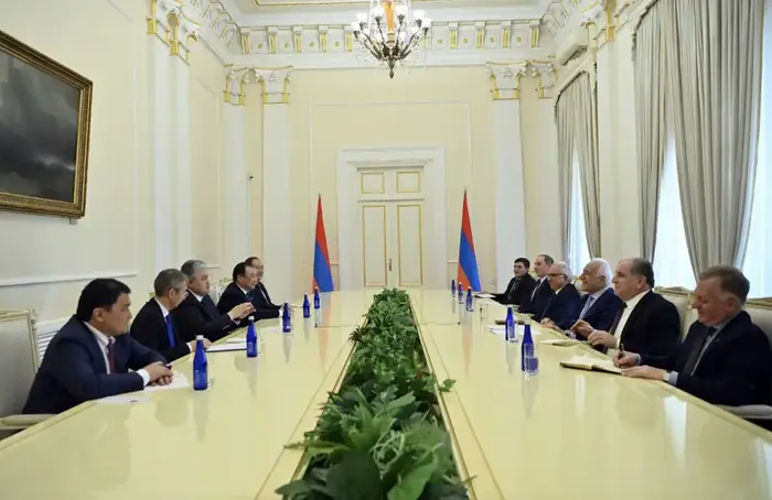 Казахстан и Армения укрепляют политический диалог и взаимовыгодное сотрудничество (3)
