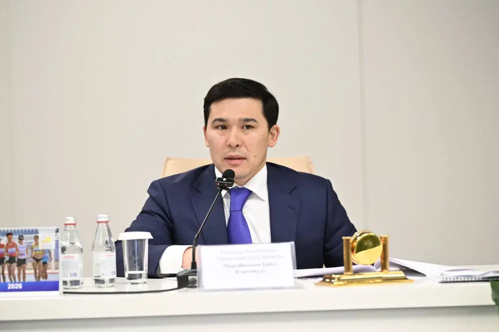 Порядка 500 спортсменов примут участие в летних Азиатских играх 2026 года - Ербол Мырзабосынов провел рабочее совещание (2)
