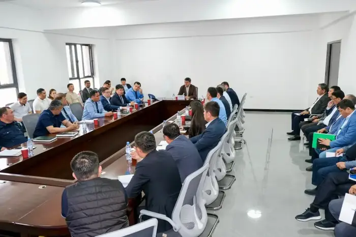 ТУРКЕСТАН: ПРАВА И КАЧЕСТВЕННЫЕ УСЛОВИЯ ТРУДА РАБОТНИКОВ ХЛОПЧАТОБУМАЖНОГО ЗАВОДА В ОТЫРАРЕ - НА ПОСТОЯННОМ КОНТРОЛЕ (4)
