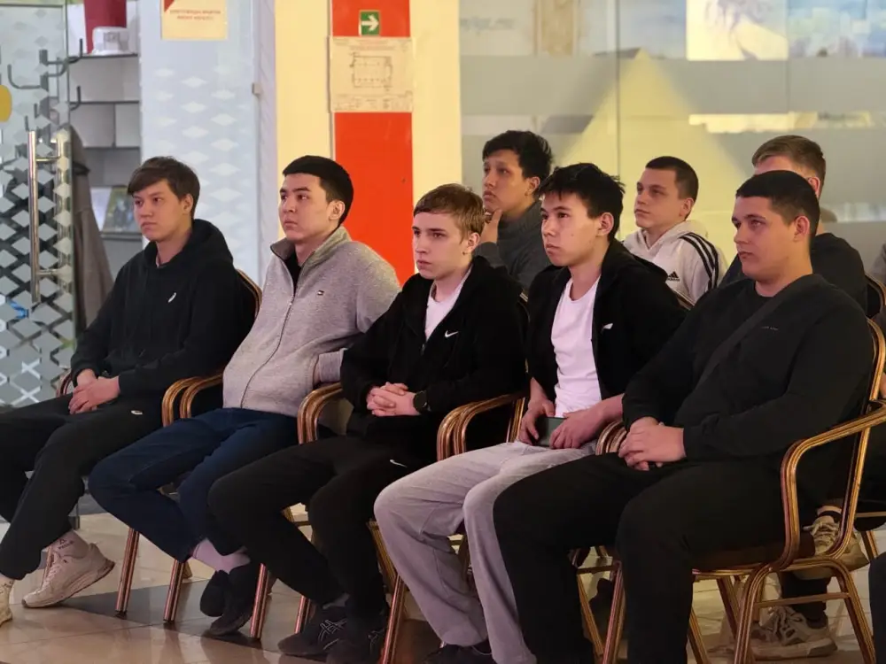 Вечер документального кино «Eco Cinema Night» в рамках экологической акции «Таза Қазақстан» (2)