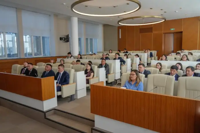 В акимате Восточно-Казахстанской области проведено семинар-совещание по вопросам применения норм АППК РК (6)