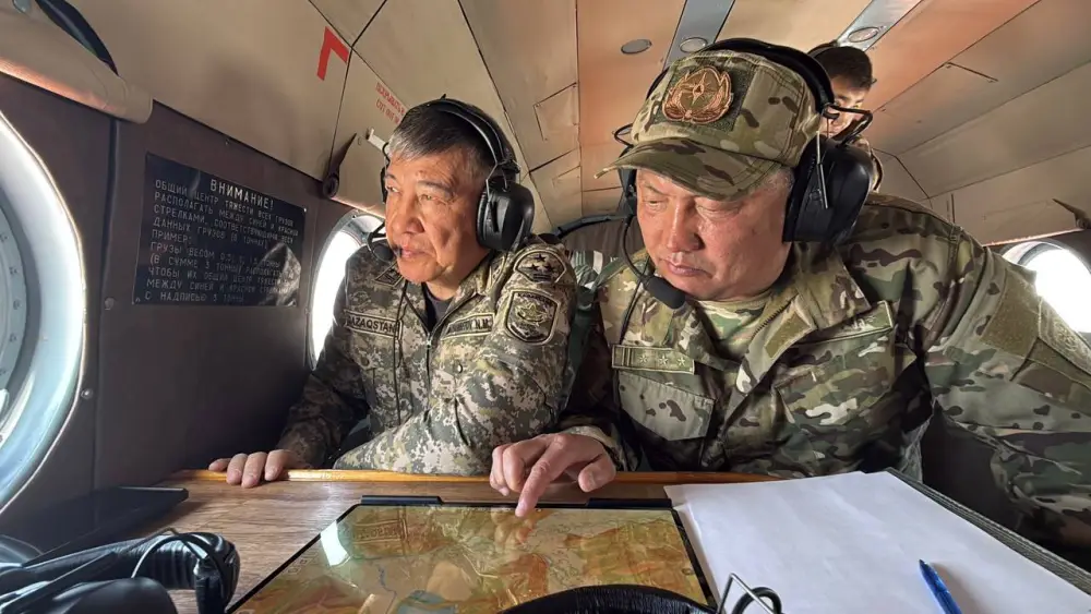 Авиаконтроль с воздуха: техника при авиаподразделении акимата помогает держать паводки под контролем в ВКО (2)