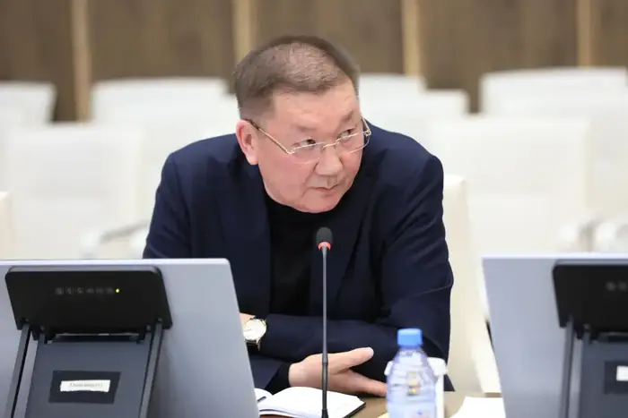Асхат Шахаров выслушал проблемы граждан (2)