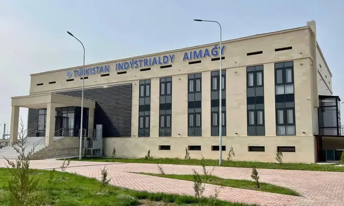 ОПЫТ СОЗДАНИЯ МАЛЫХ ИНДУСТРИАЛЬНЫХ ПАРКОВ ТУРКЕСТАНСКОЙ ОБЛАСТИ БУДЕТ ВНЕДРЕН В ДРУГИХ РЕГИОНАХ (7)