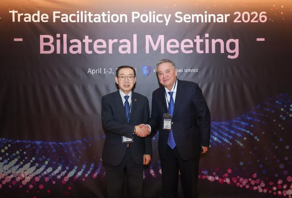 Казахстан и Республика Корея обсудили развитие сотрудничества в таможенной сфере (7)